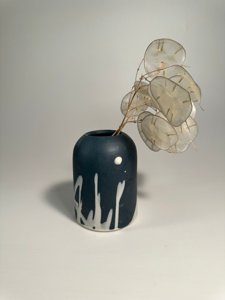 Atelier Abstract Bud Vase